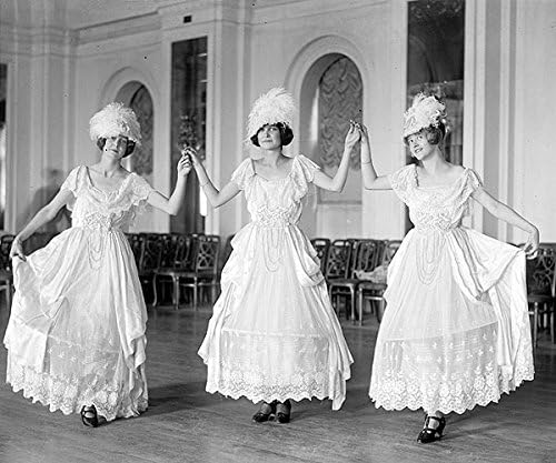 Frilly Dress 1920 -ih fotografija